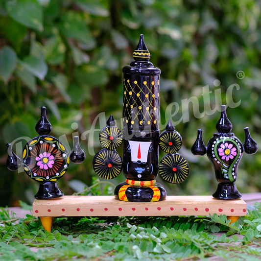 Etikoppaka Toys Wooden Lord Venkateshwara with Shanku Chakra