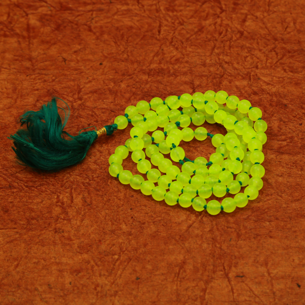 Parrot Green Hakik Mala/Rosary 6mm (108 Beads)
